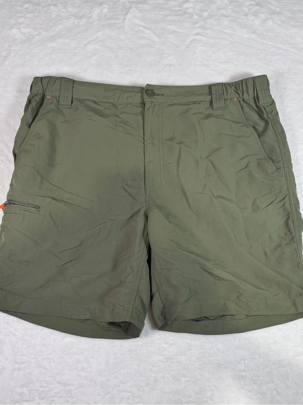 Orvis Men’s XL Olive Green Nylon Fishing Shorts Outdoor Hiking Zip Pocket